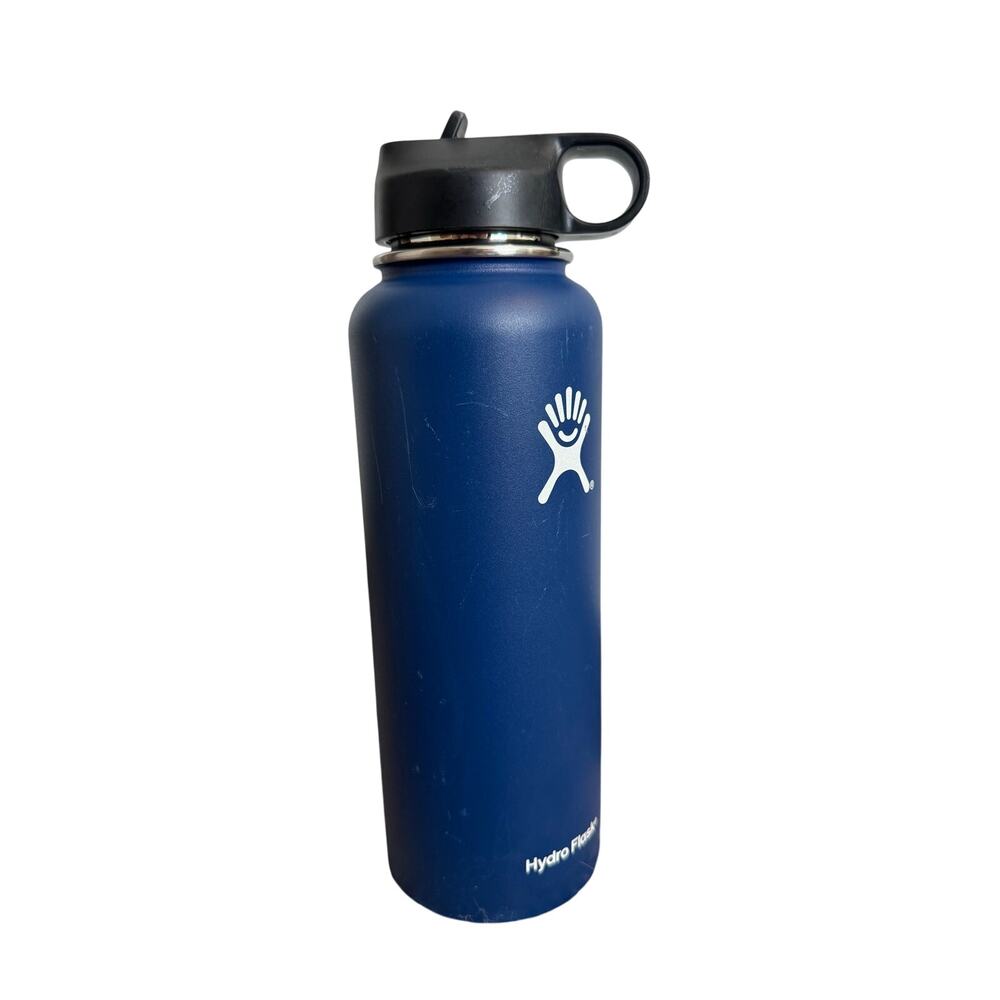Hydro Flask navy blue 40 oz waterbottle